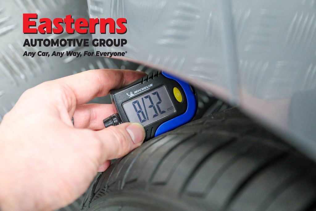 Used 2023 BMW 330i Sedan w/ M Sport Package image 25