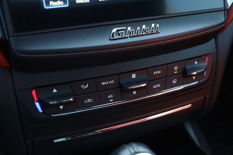 Used 2018 Maserati Ghibli S GranLusso image 17