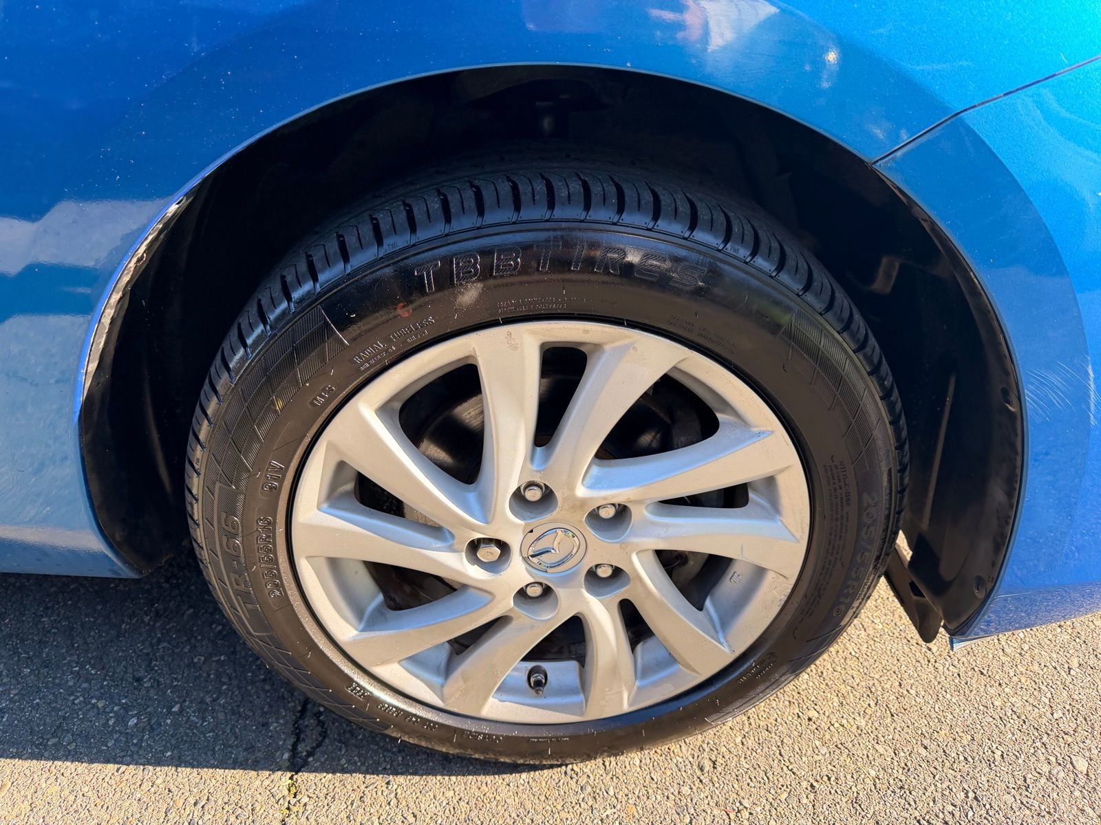 Used 2012 MAZDA MAZDA3 i Grand Touring image 4