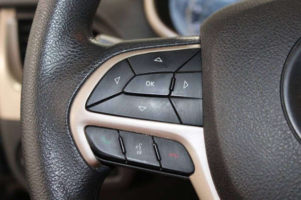 Used 2018 Jeep Cherokee Latitude image 31