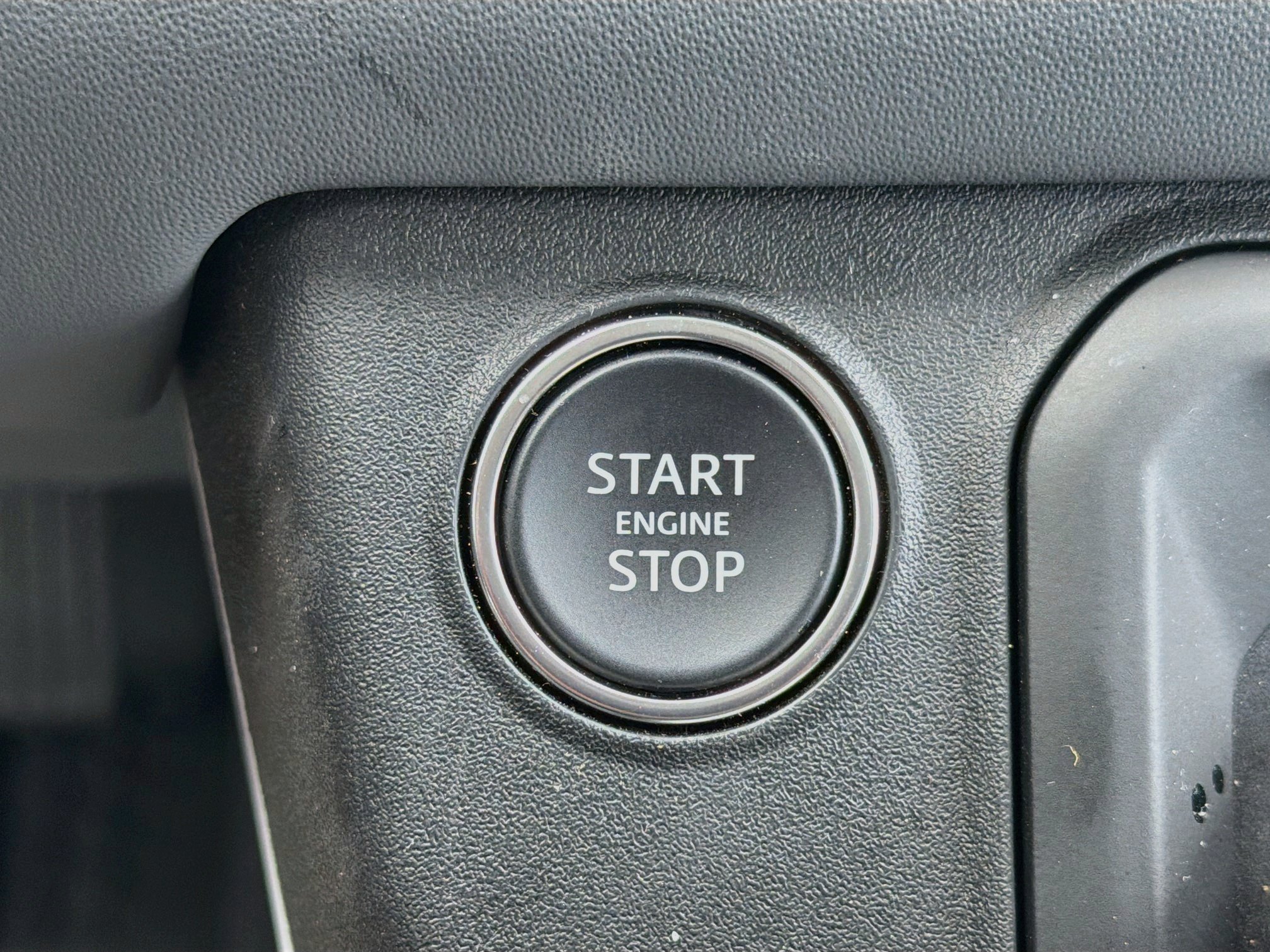 Used 2025 Land Rover Defender 110 S AWD/4WD image 37