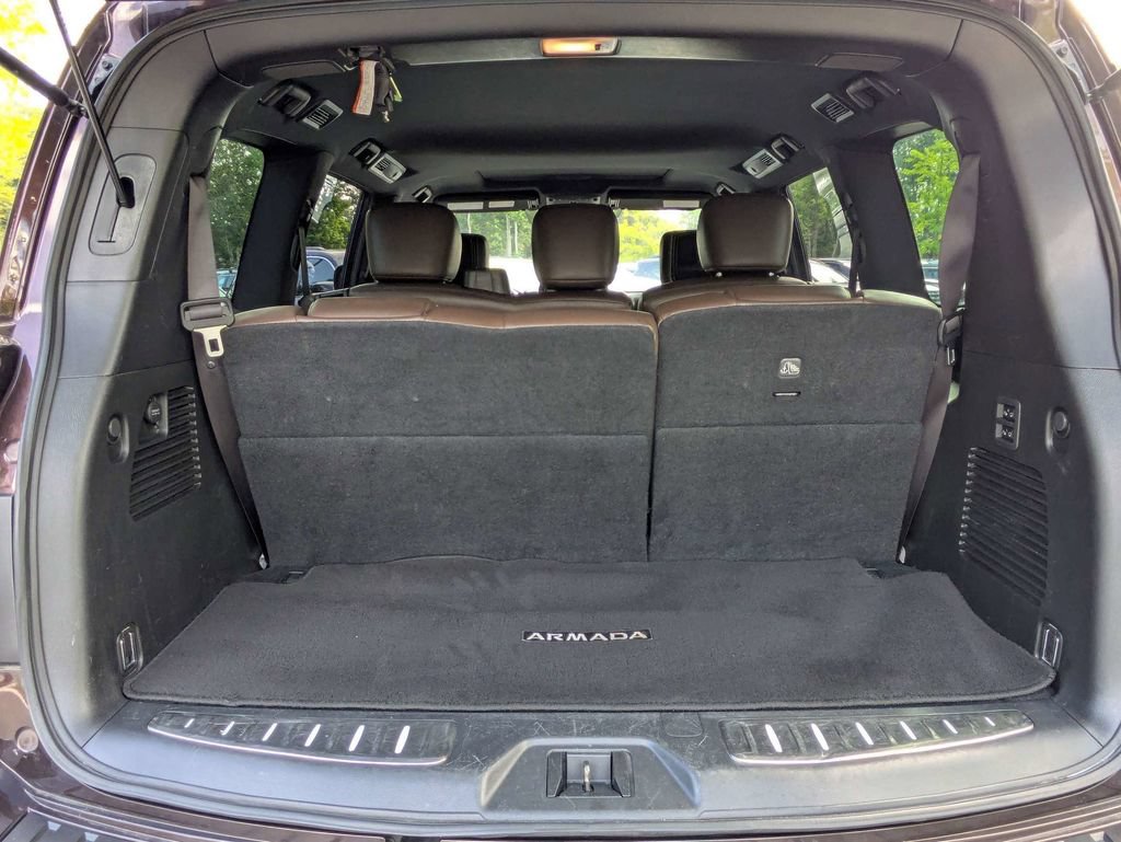 Used 2021 Nissan Armada Platinum RWD image 12