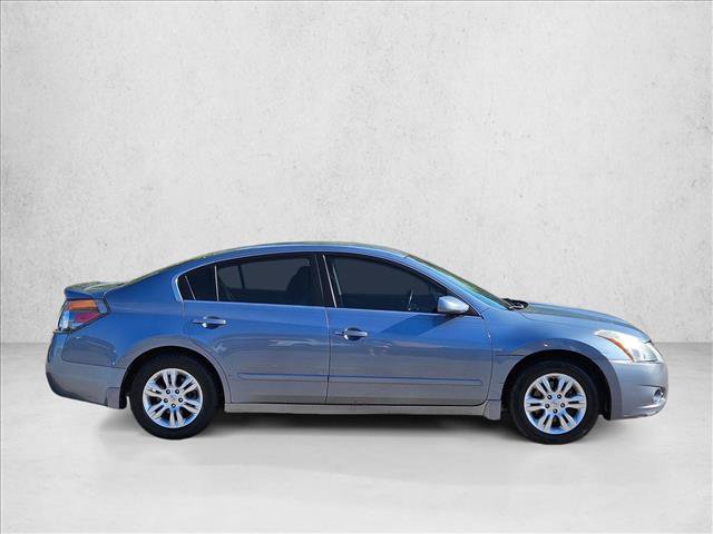 Used 2012 Nissan Altima 2.5 S w/ Special Edition Pkg FWD image 4