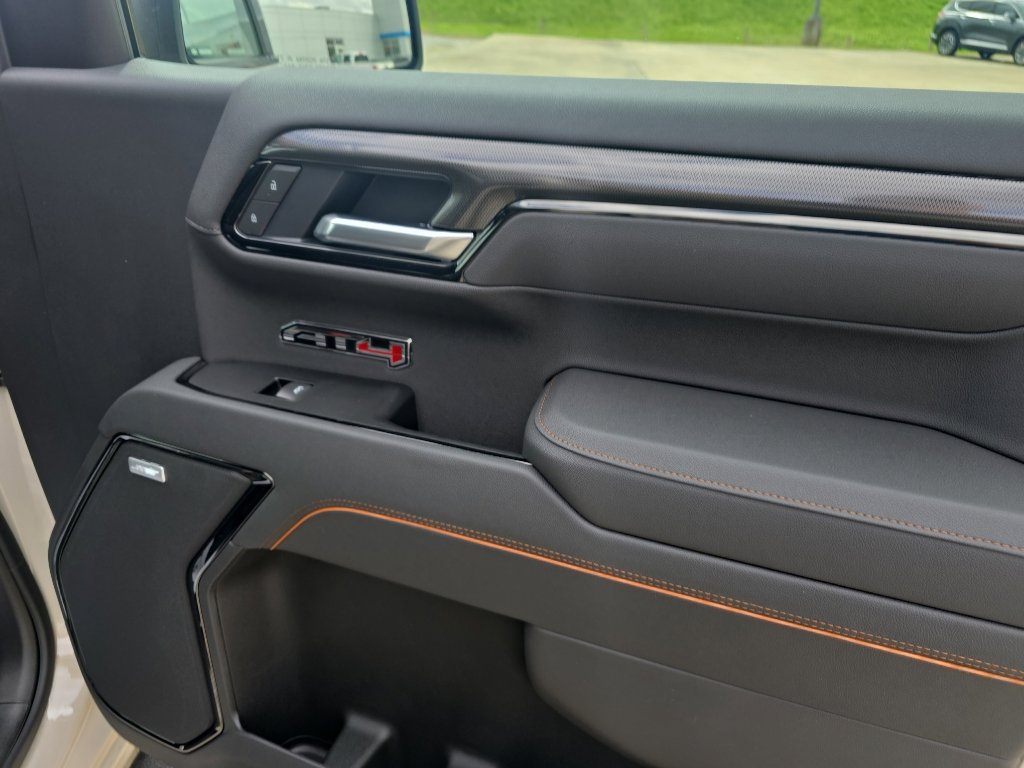 New 2026 GMC Sierra 1500 AT4 w/ AT4 Premium Package AWD/4WD image 15