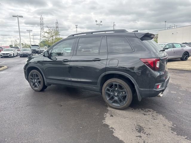 Used 2024 Honda Passport Black Edition image 12