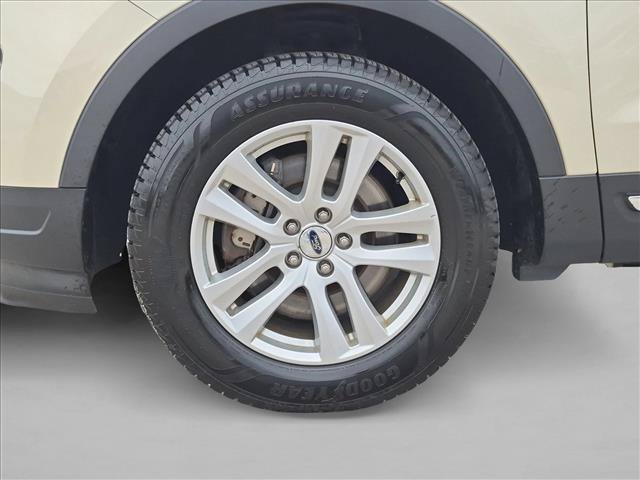 Certified 2018 Ford Explorer XLT w/ Equipment Group 202A AWD/4WD image 24