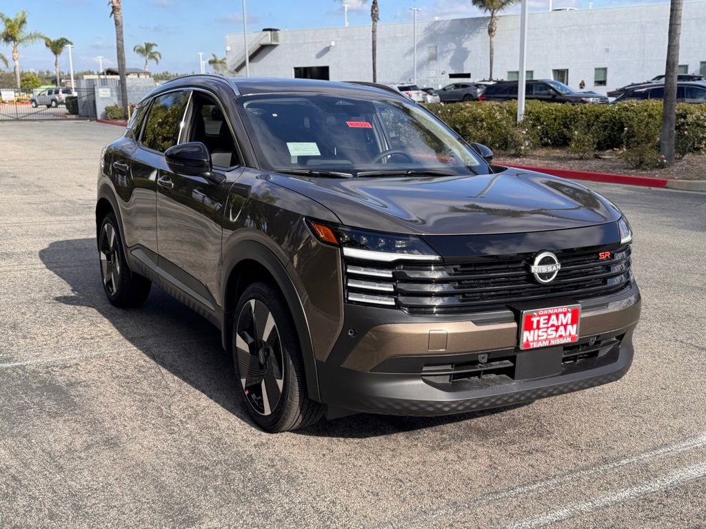 New 2026 Nissan Kicks SR w/ SR Premium Package FWD image 2