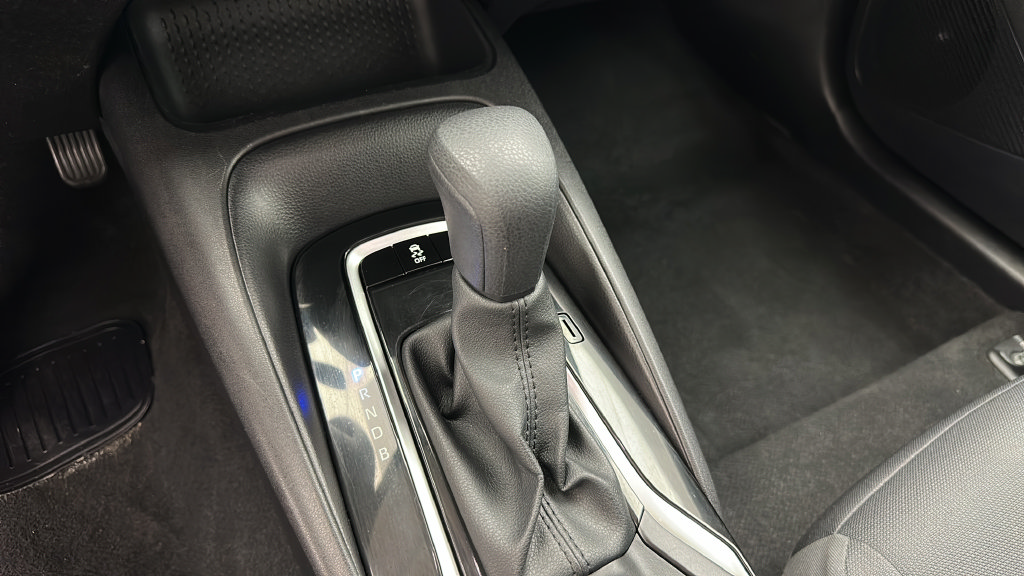 Used 2025 Toyota Corolla LE FWD image 18