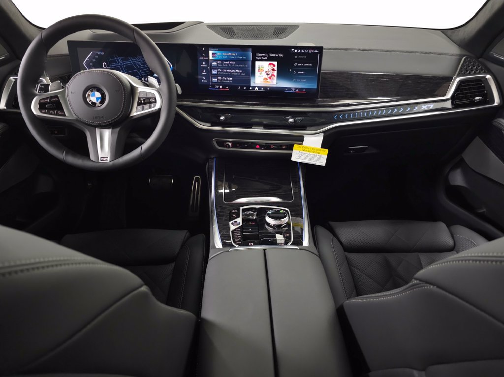 New 2027 BMW X7 xDrive40i w/ Executive Package AWD/4WD image 8