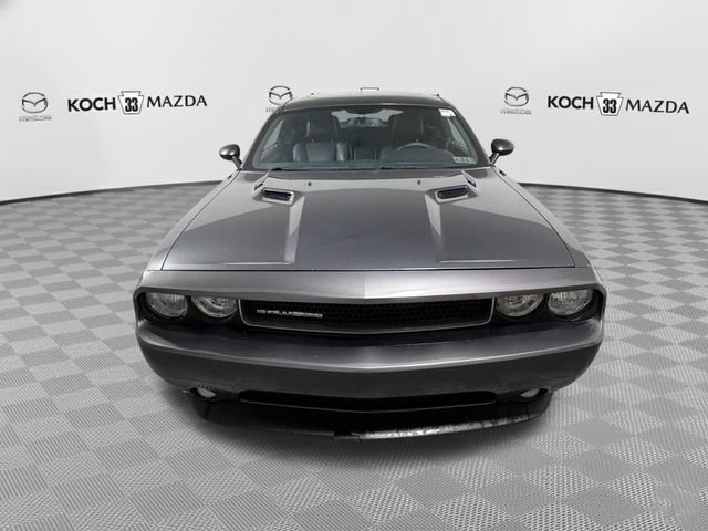 Used 2014 Dodge Challenger SXT Plus RWD image 2