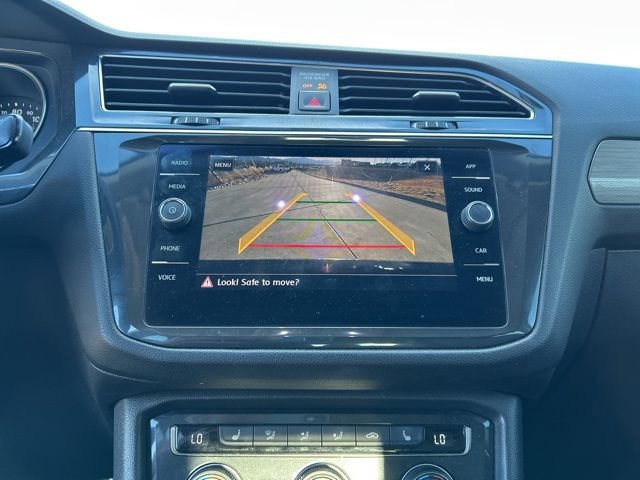 Used 2018 Volkswagen Tiguan S image 18