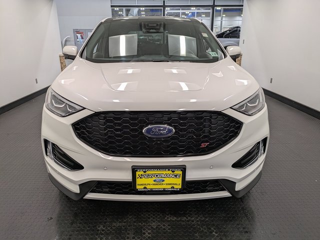 Used 2022 Ford Edge ST w/ Equipment Group 401A image 2