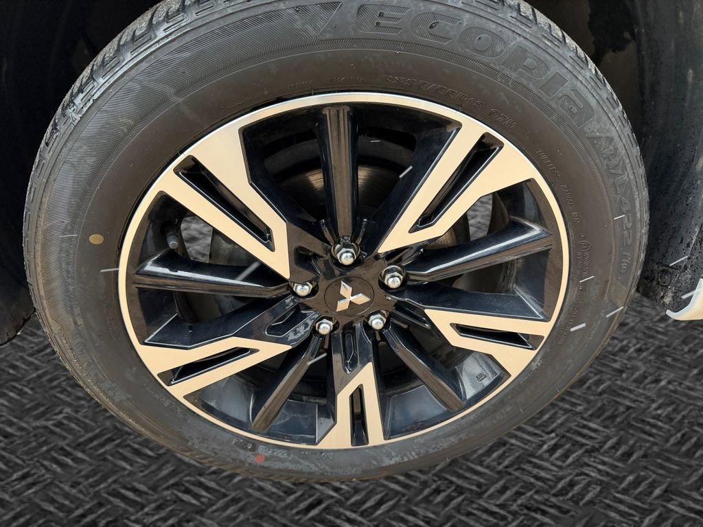 Used 2024 Mitsubishi Eclipse Cross SEL image 11