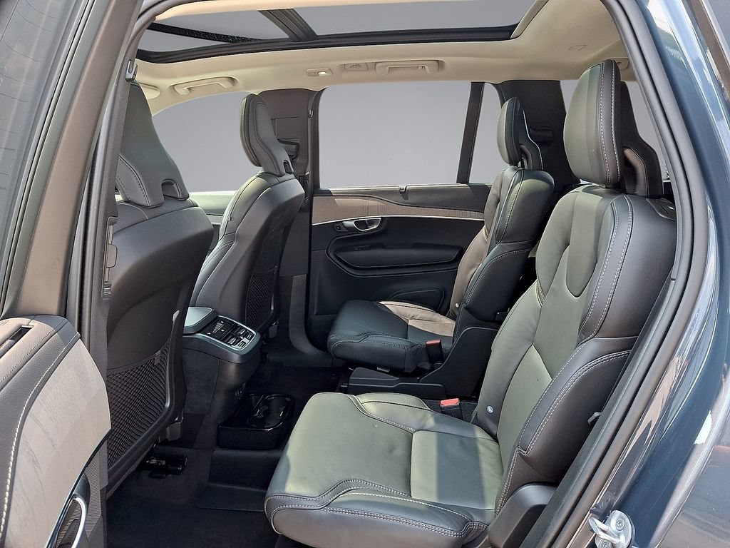 Certified 2025 Volvo XC90 B6 Ultra w/ Protection Package Premier AWD/4WD image 26