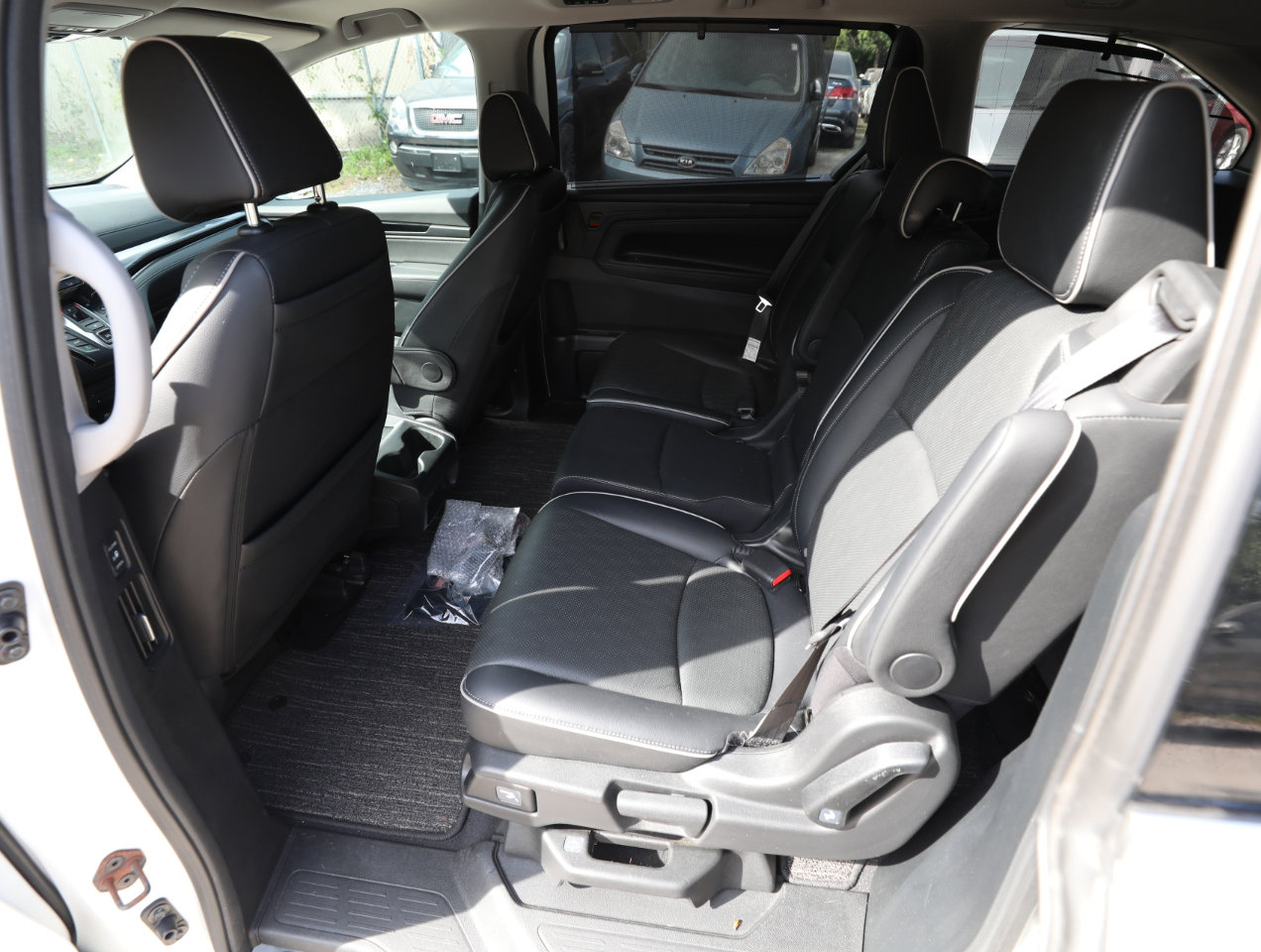 Used 2022 Honda Odyssey Elite image 15
