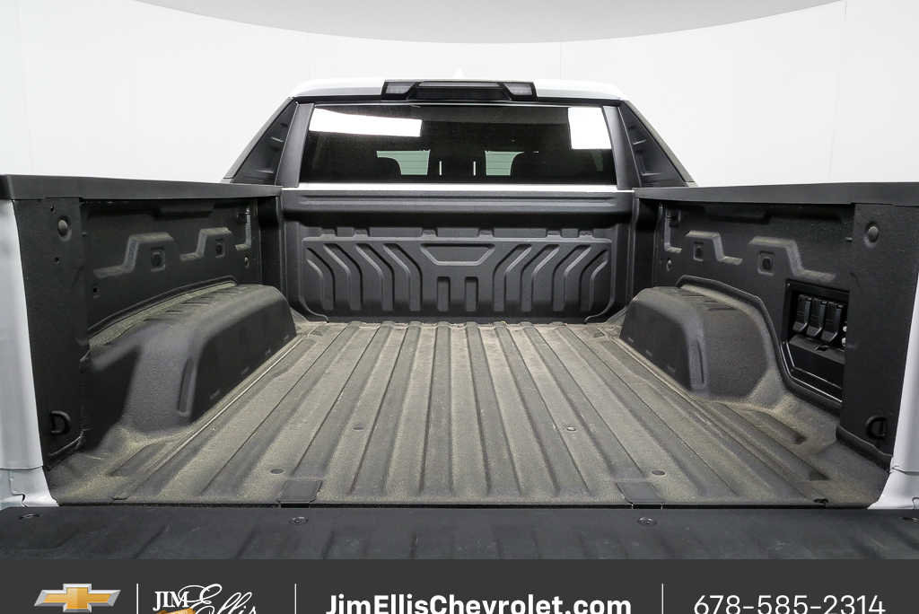 New 2025 Chevrolet Silverado EV LT image 29