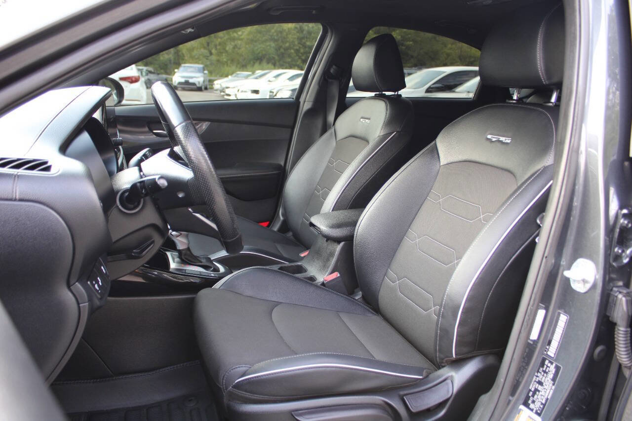 Used 2022 Kia Forte GT-Line w/ GT-Line Premium Package image 25