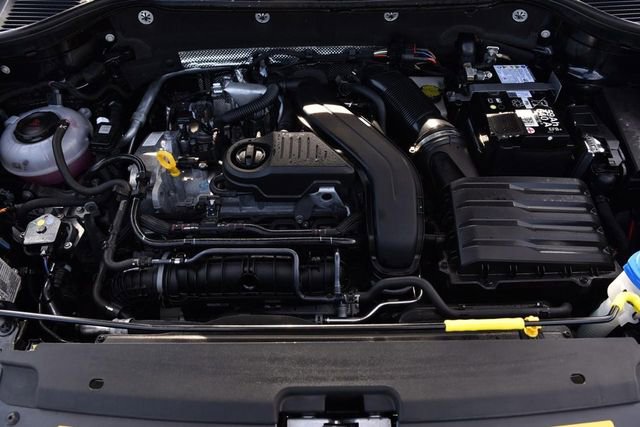 Used 2025 Volkswagen Taos S image 23