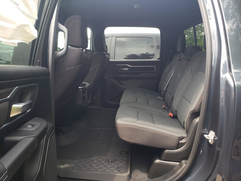 New 2026 RAM 1500 Big Horn w/ Night Edition AWD/4WD image 7