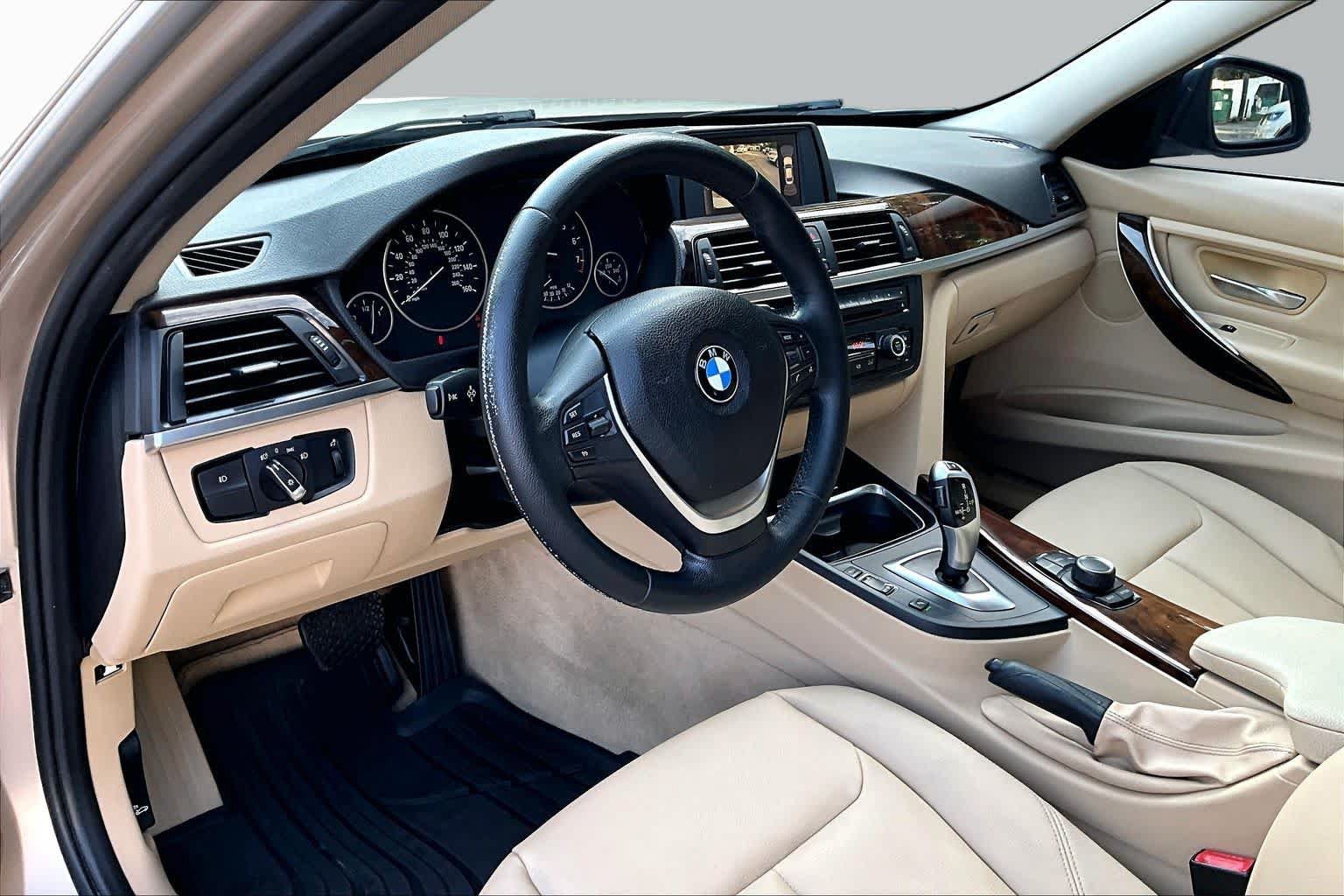 Used 2015 BMW 328i Sedan RWD image 18