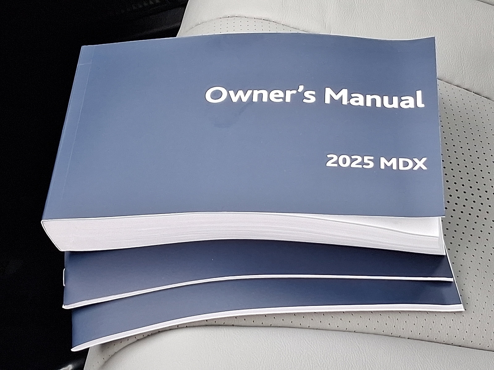 Certified 2025 Acura MDX w/ Technology Package image 28