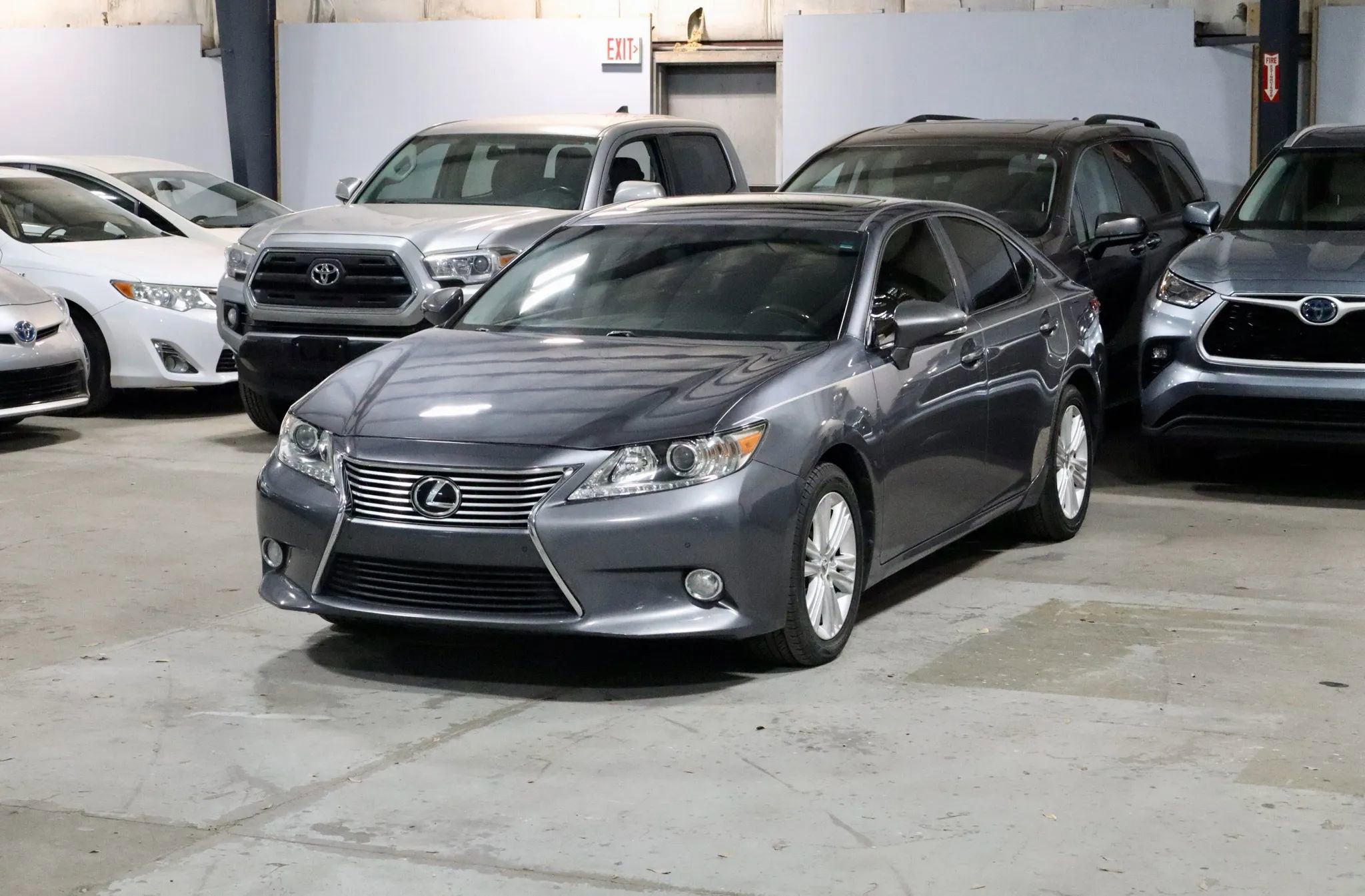 Used 2015 Lexus ES 350 ES 350 Sedan 4D image 1