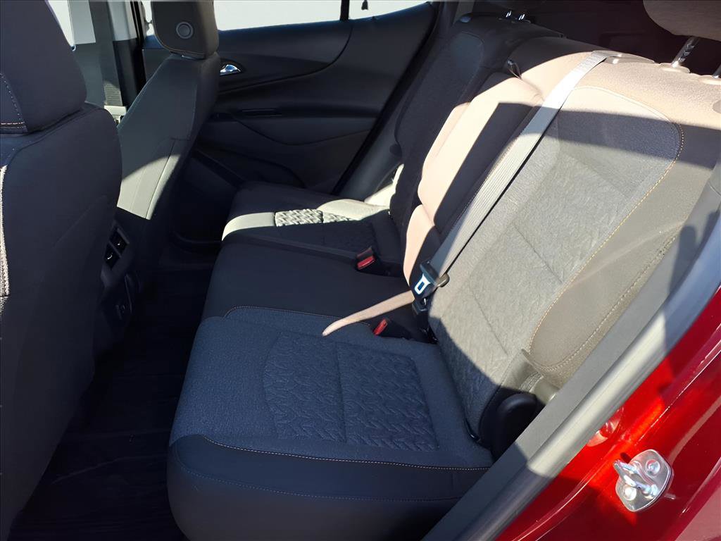 Used 2024 Chevrolet Equinox LT w/ LPO, Floor Liner Package image 6