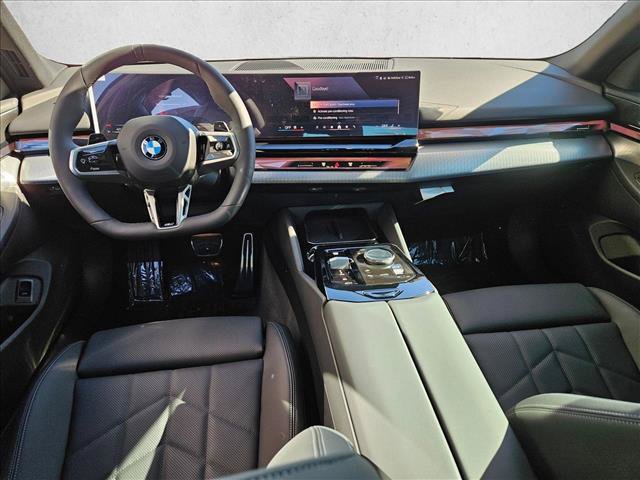 Used 2026 BMW 530i w/ M Sport Package RWD image 14