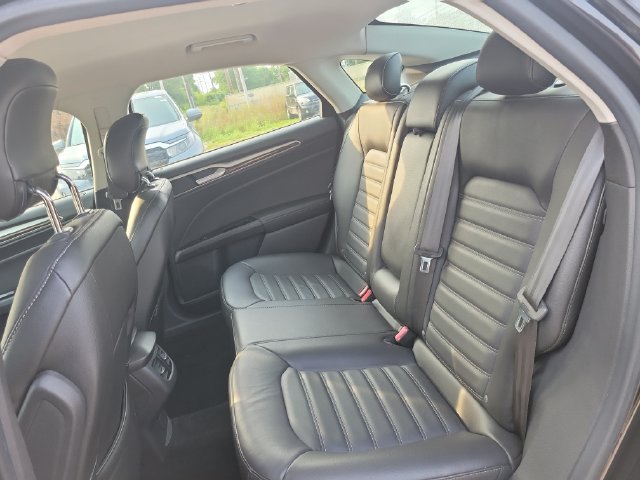 Used 2013 Ford Fusion SE FWD image 9