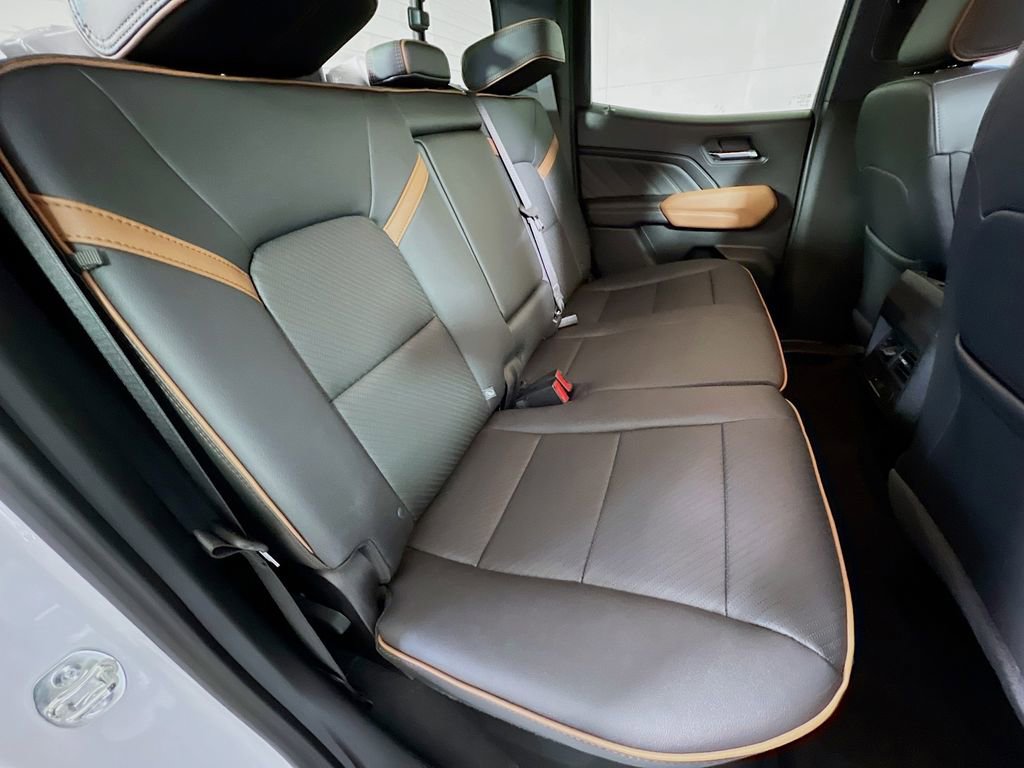 New 2026 GMC Canyon AT4 w/ Technology Plus Package AWD/4WD image 20