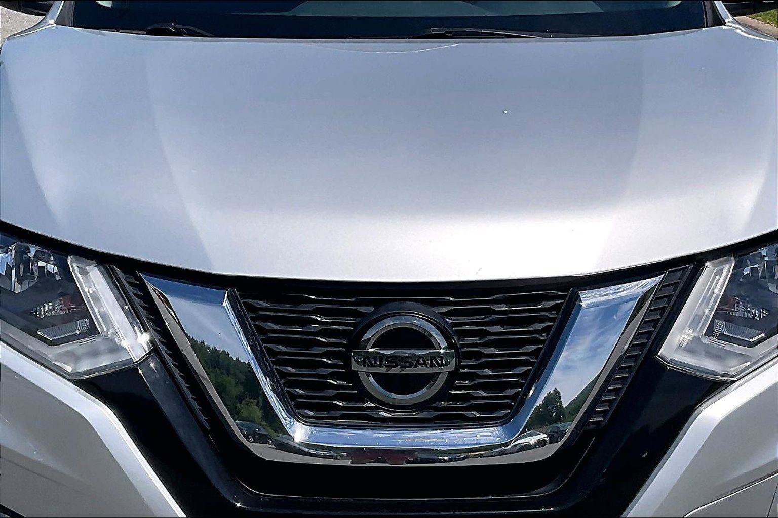 Used 2020 Nissan Rogue S FWD image 10