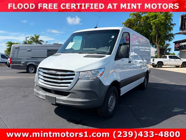 Used 2019 Freightliner Sprinter 2500 RWD image 6