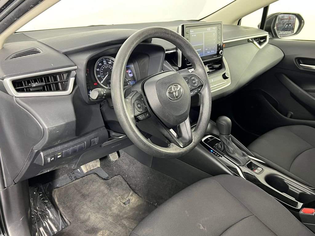 Used 2021 Toyota Corolla LE image 22