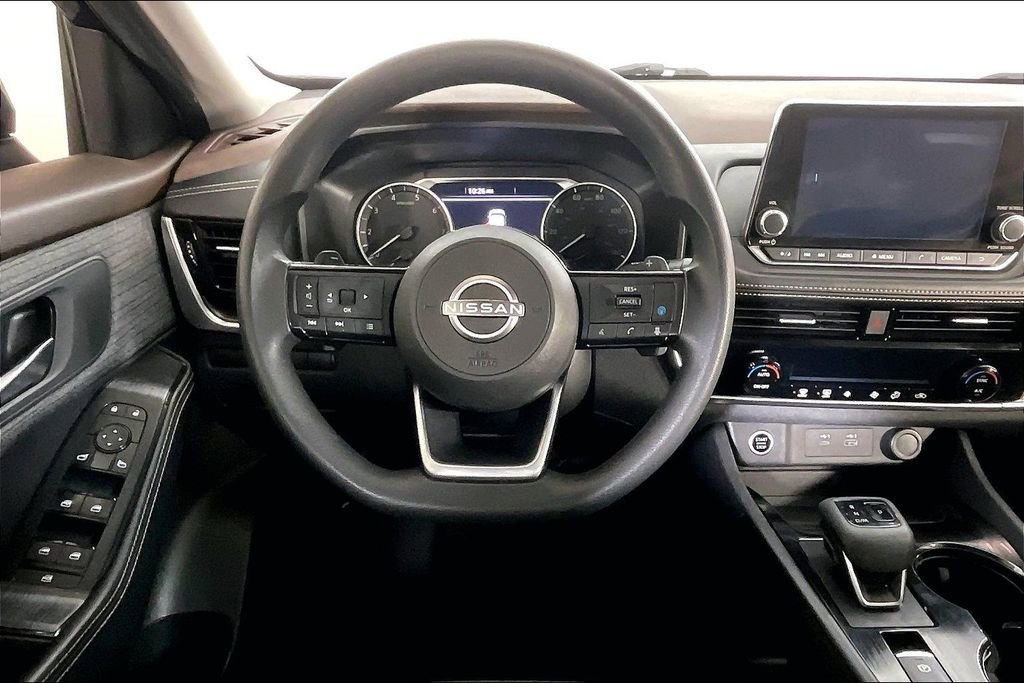 Used 2022 Nissan Rogue SV AWD/4WD image 7