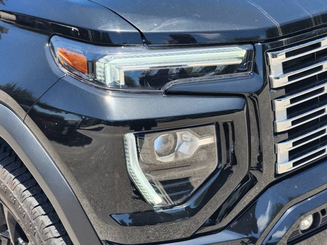 Used 2024 GMC Canyon Denali w/ LPO, Denali Black Edition AWD/4WD image 10