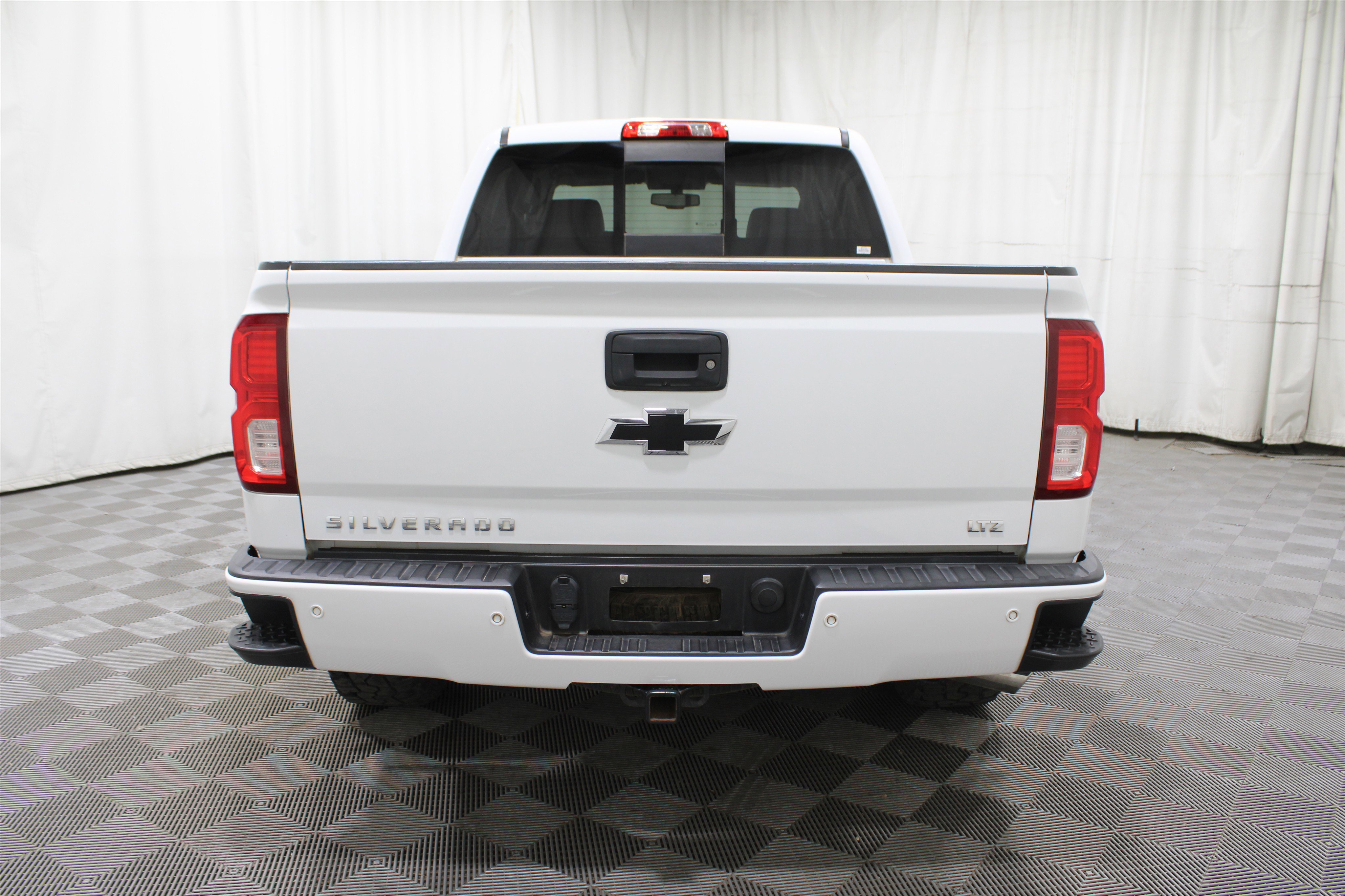 Used 2018 Chevrolet Silverado 1500 LTZ Z71 w/ LTZ Plus Package image 31