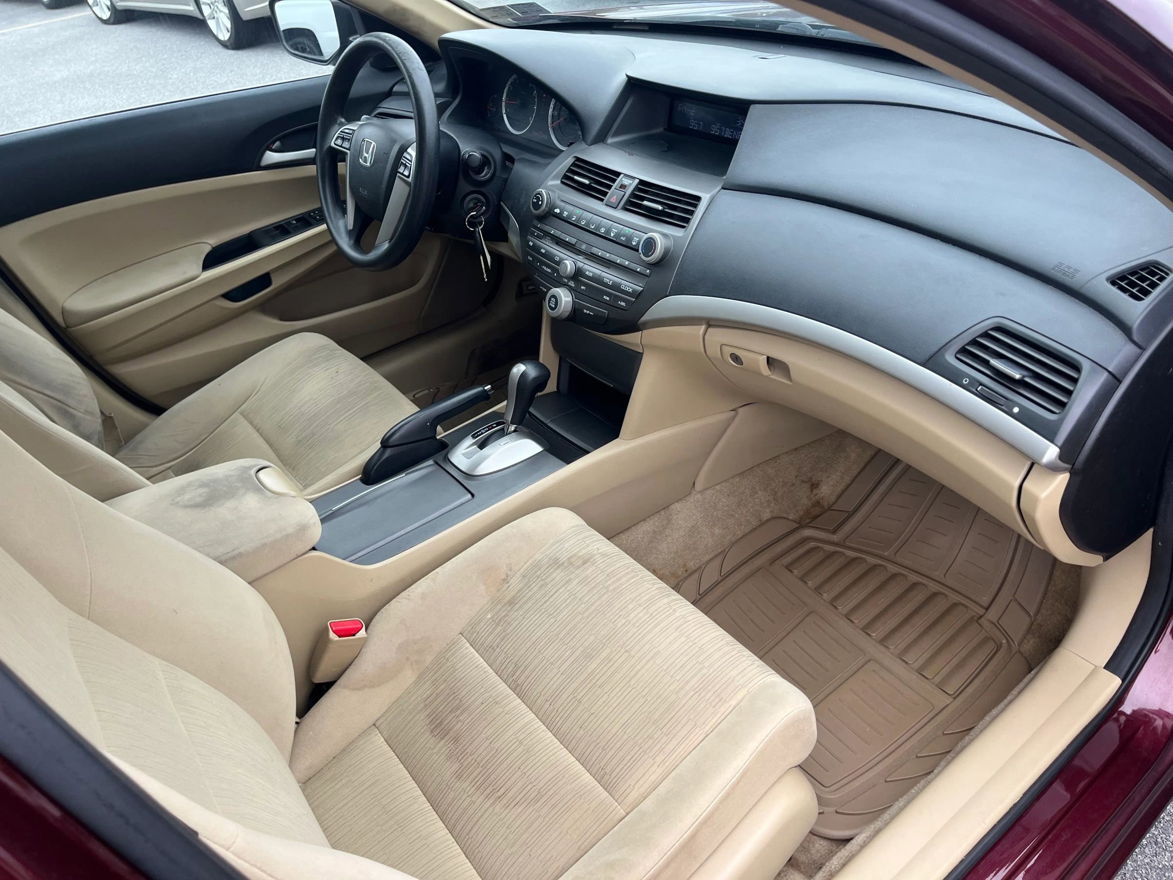 Used 2011 Honda Accord LX image 11