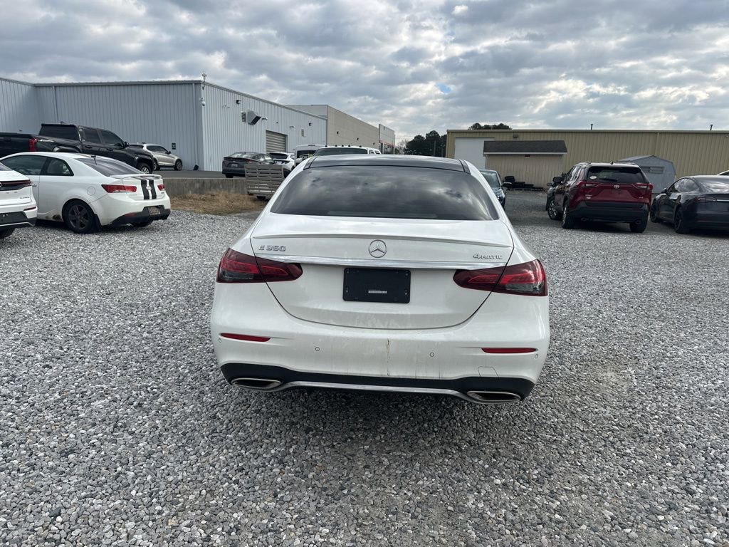 Used 2023 Mercedes-Benz E 350 4MATIC Sedan image 4