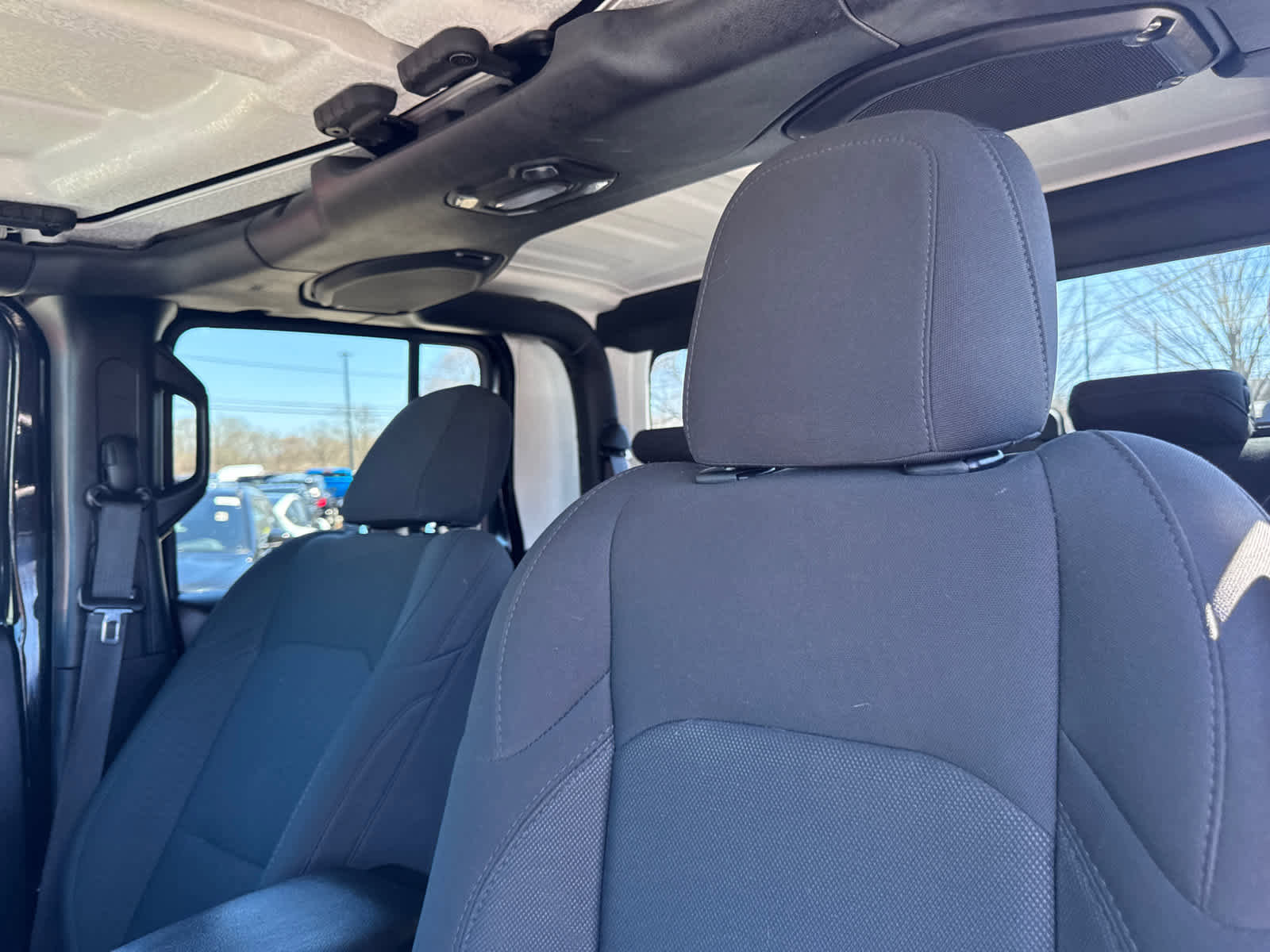 Used 2020 Jeep Gladiator Sport w/ Quick Order Package 24S AWD/4WD image 14
