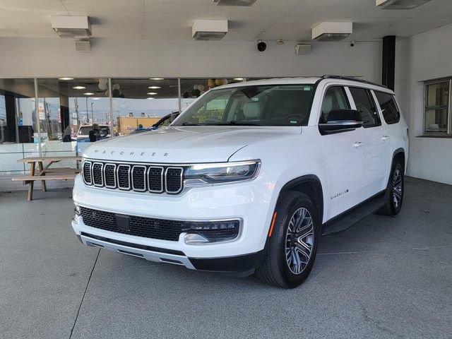 Certified 2023 Jeep Wagoneer L Series II AWD/4WD image 8