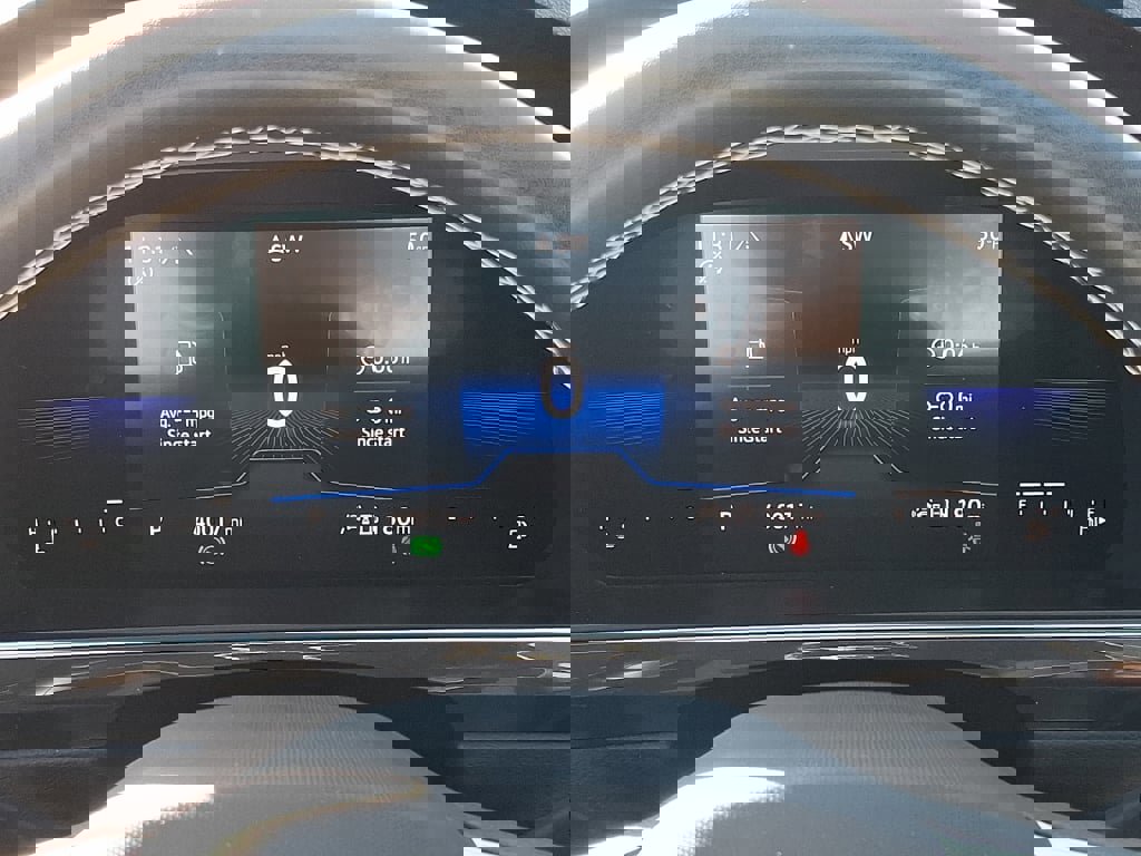 Used 2023 Volkswagen Tiguan SE image 27