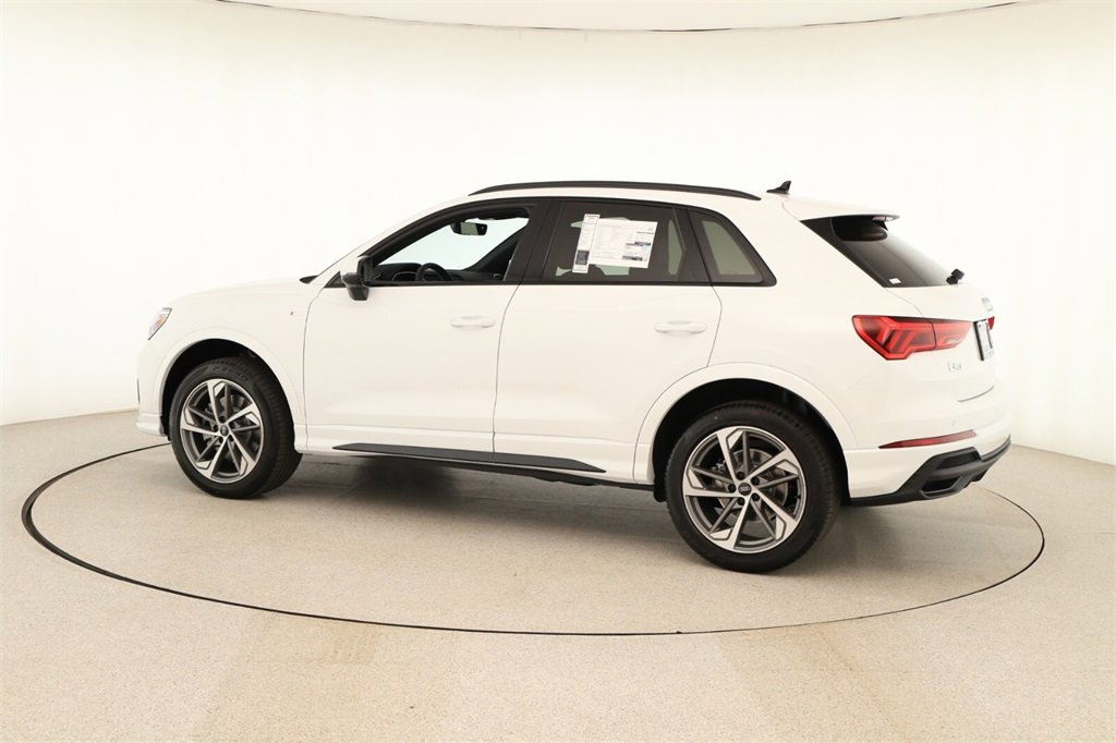 New 2025 Audi Q3 2.0T Premium image 3