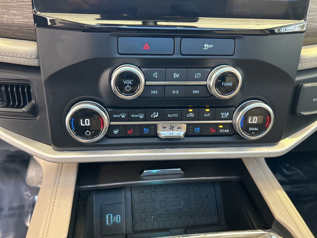 Used 2023 Ford Expedition Max Limited image 54