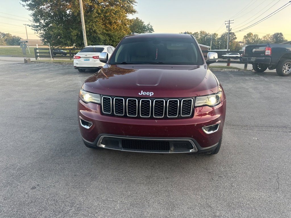 Used 2017 Jeep Grand Cherokee Limited w/ Luxury Group II image 2