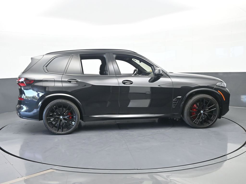 Used 2024 BMW X5 sDrive40i w/ M Sport Package image 7
