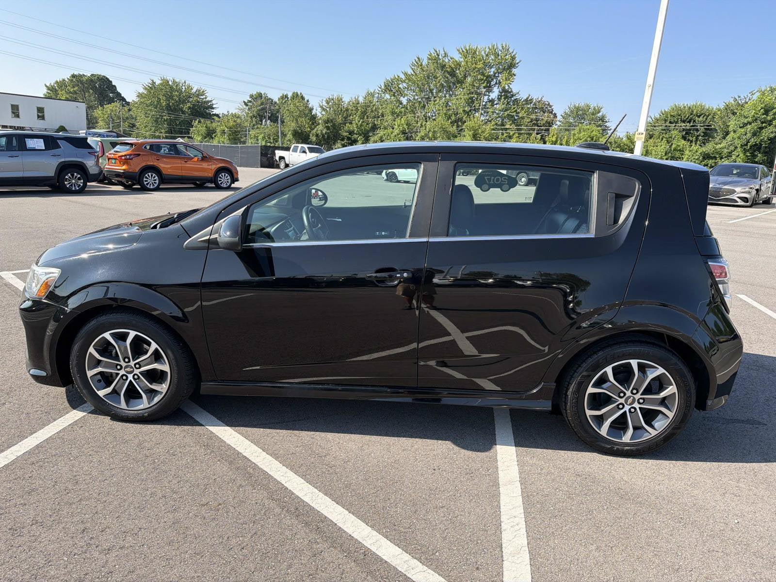 Certified 2017 Chevrolet Sonic LT w/ Fun and Sun Package FWD image 4