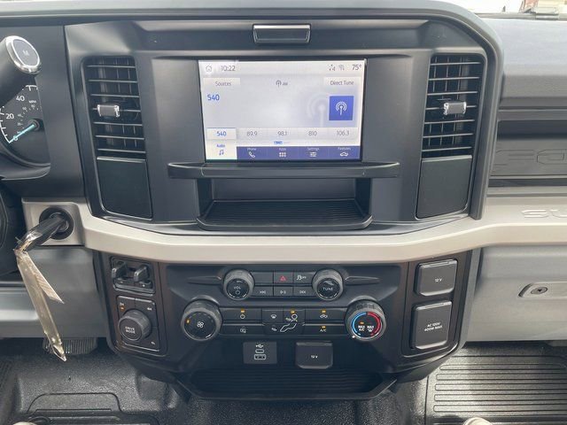 New 2025 Ford F450 XL w/ XL Chrome Package image 19