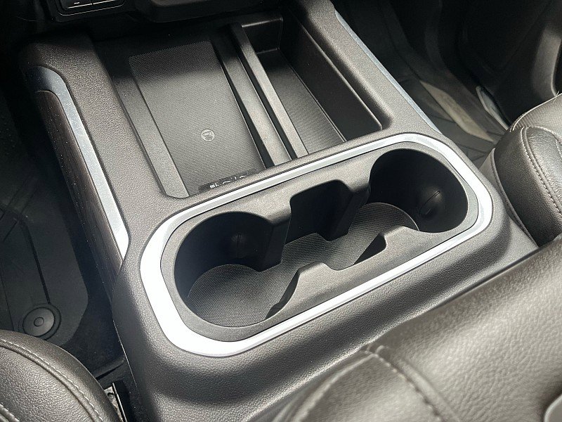 Used 2019 Chevrolet Silverado 1500 LTZ w/ LTZ Plus Package AWD/4WD image 31