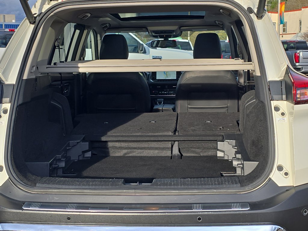 Used 2021 Nissan Rogue Platinum image 10