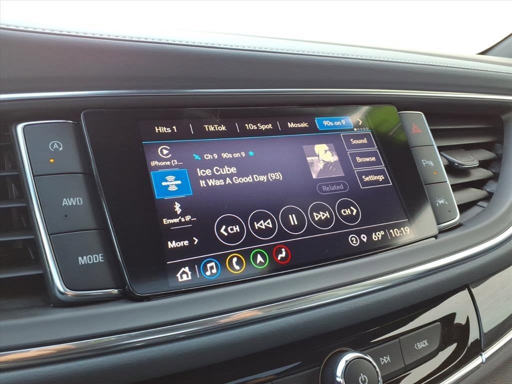 Certified 2024 Buick Enclave Essence w/ Experience Buick Package image 21